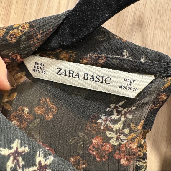 Zara Women’s Printed Long Sleeve Blouse - L - Picture 7 of 8